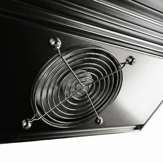 FREEZE. B-Ware Getränkekühlschrank TwoFifty M mit Glastüren, 250 L Kapazität, Energieeffizienz C, abschließbar, mit Rollen